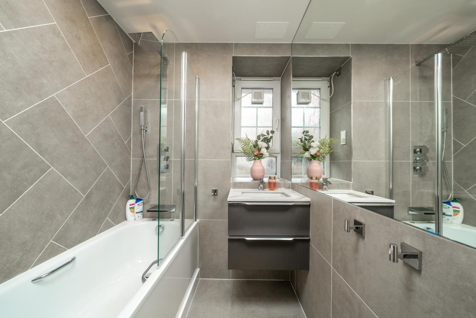 Tabard House Apartment London Bridge In City Of London Eksteriør billede